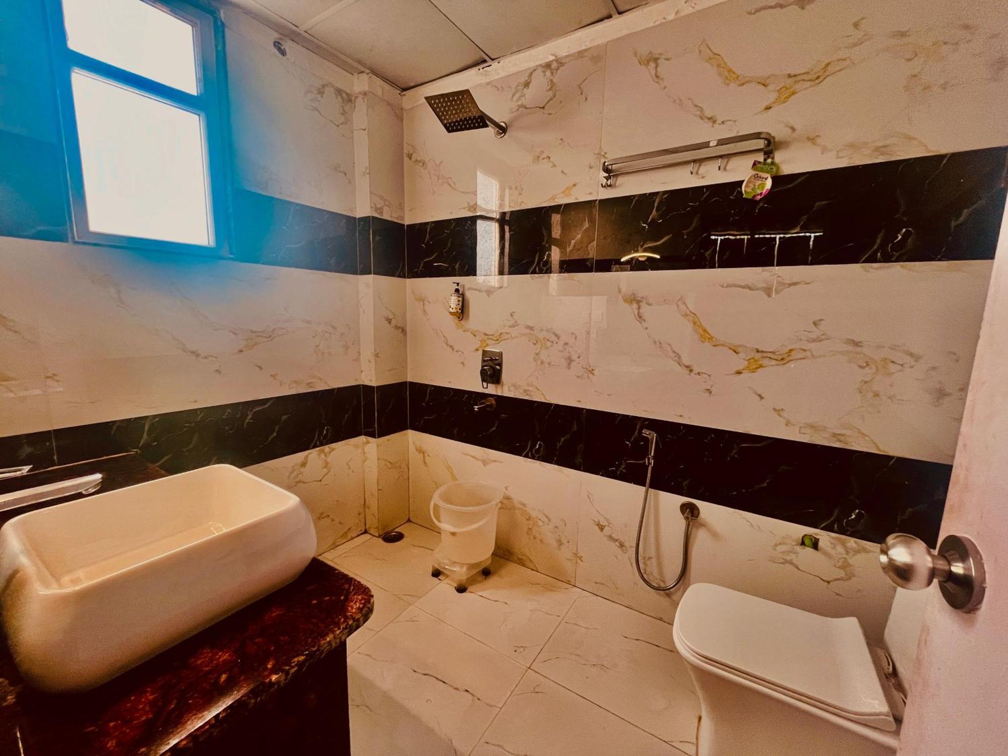 Heaven Resort Ayodhya Zewnętrze zdjęcie