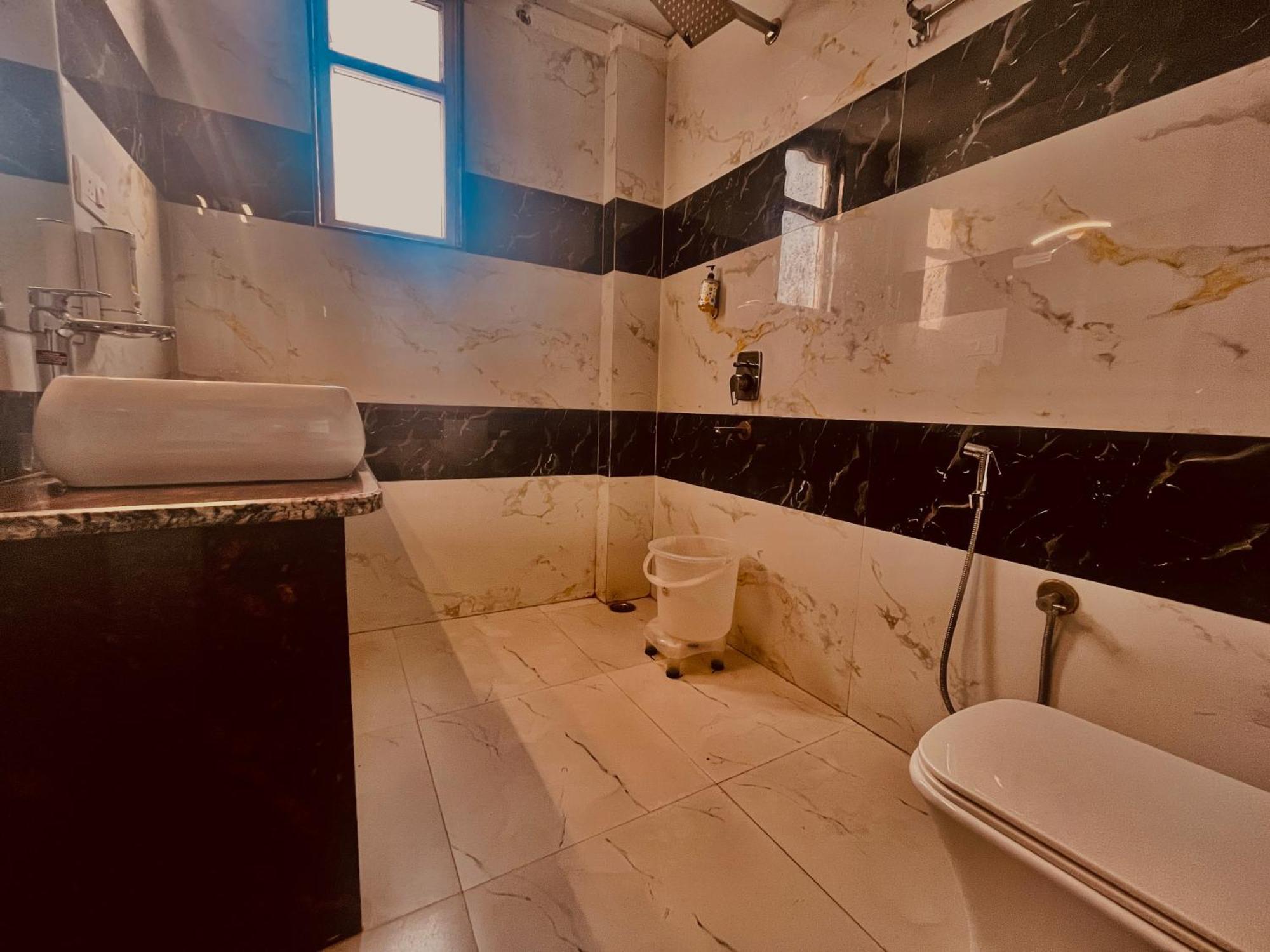 Heaven Resort Ayodhya Zewnętrze zdjęcie